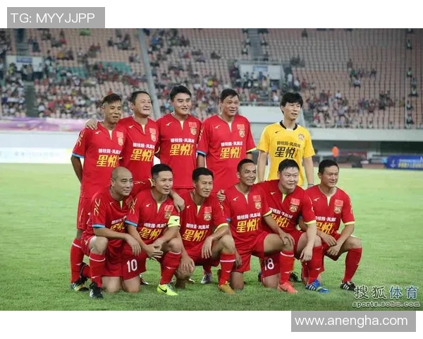 全国足球明星签名盛典精彩回顾与球迷互动活动全记录 全国足球明星签名盛典精彩回顾与球迷互动活动全记录